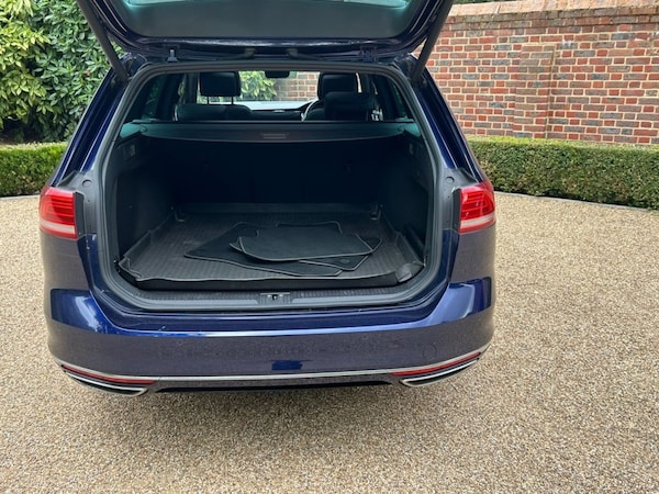 Used Volkswagen Passat 2019 for sale - 75709570: Photo 5