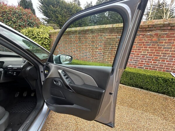 Used Citroen C4 Grand Picasso 2020 for sale - 74162739: Photo 26