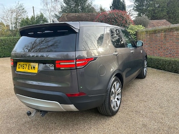 Used Land Rover Discovery 2017 for sale - 78443550: Photo