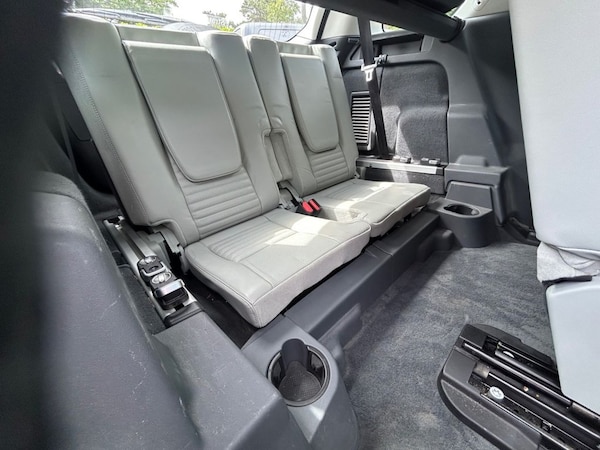 Used Land Rover Discovery Sport 2016 for sale - 76202548: Photo 13