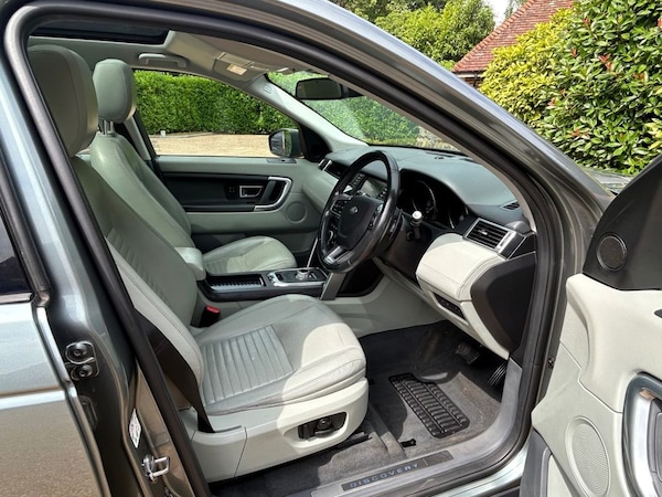 Used Land Rover Discovery Sport 2016 for sale - 76202548: Photo 7