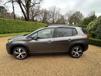 Used Peugeot 2008 2017 for sale - 77431915: Photo
