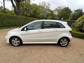 Used Mercedes-Benz B Class 2010 for sale - 78381393: Photo