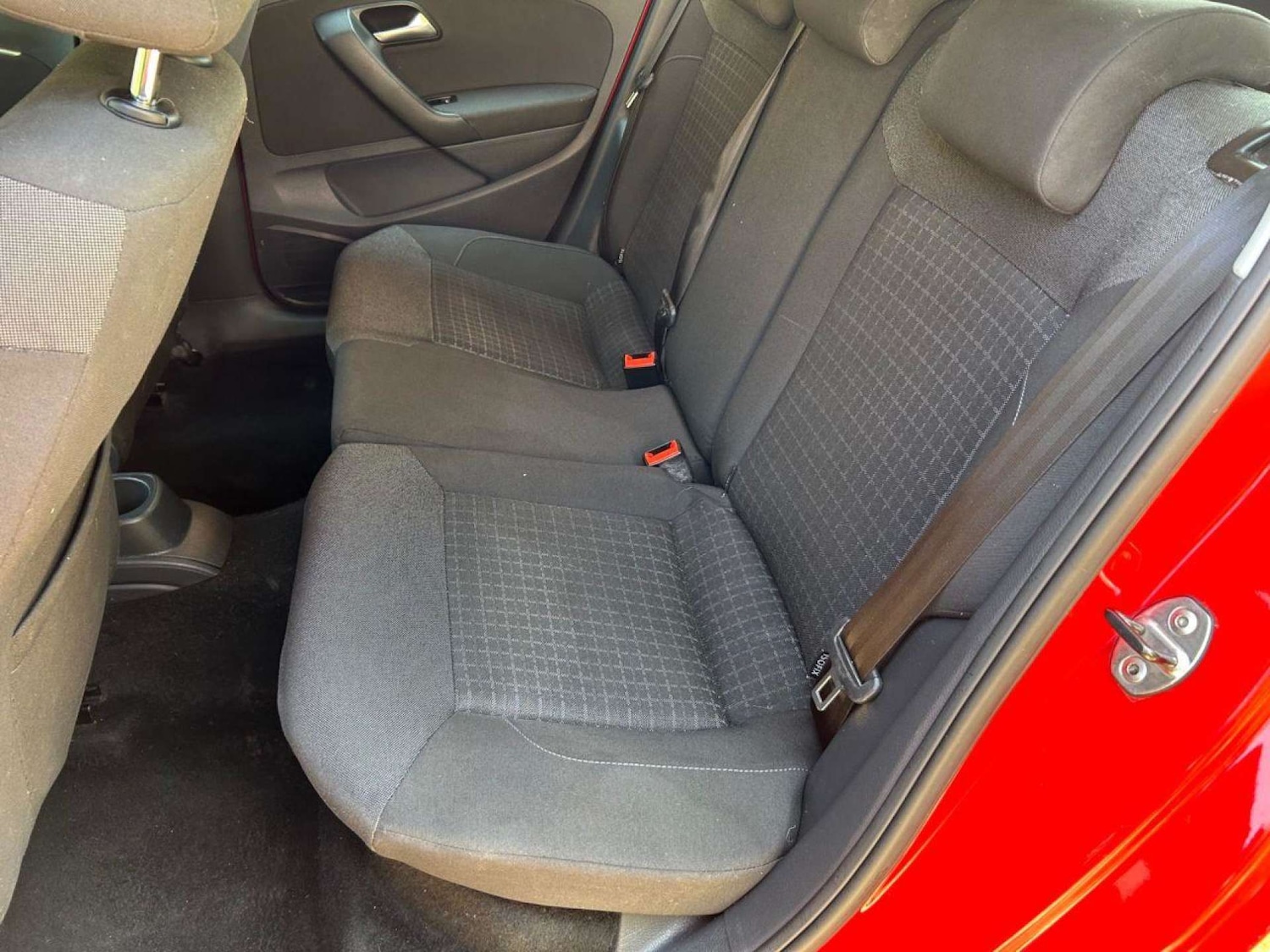 Used Volkswagen Polo 2015 for sale - 77086192: Photo 14