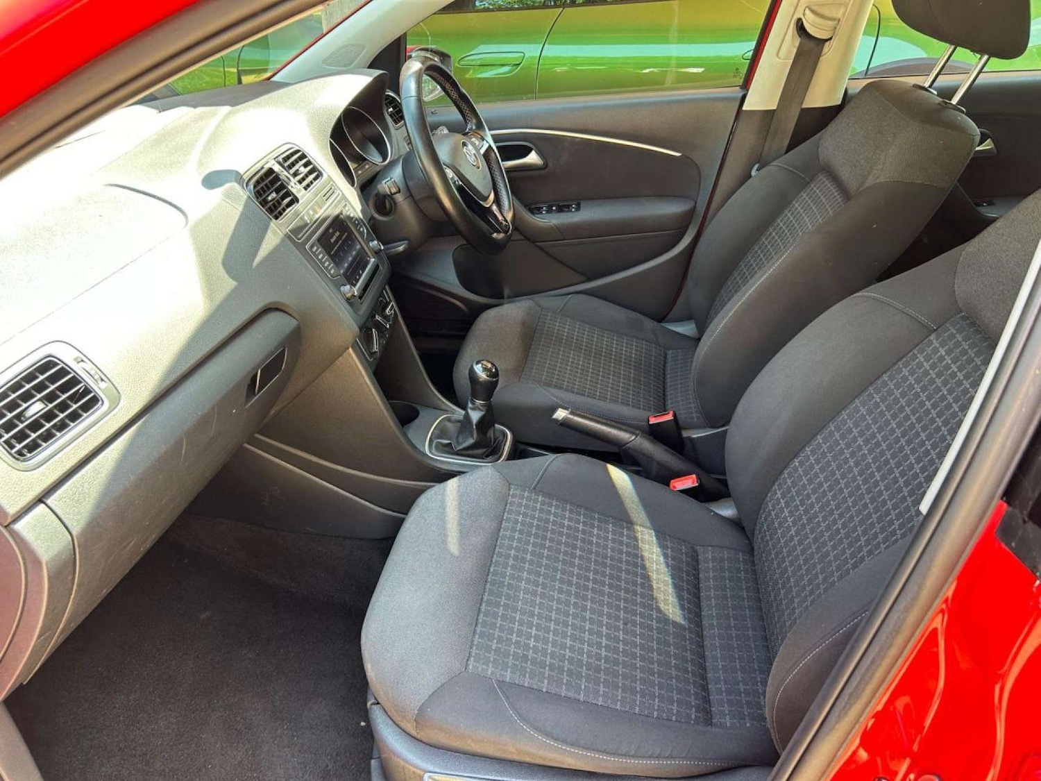 Used Volkswagen Polo 2015 for sale - 77086192: Photo 15