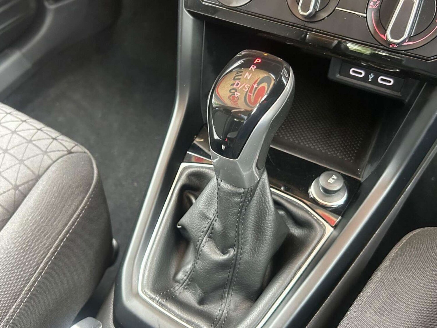 Used Volkswagen T-Cross 2021 for sale - 77086196: Photo 28