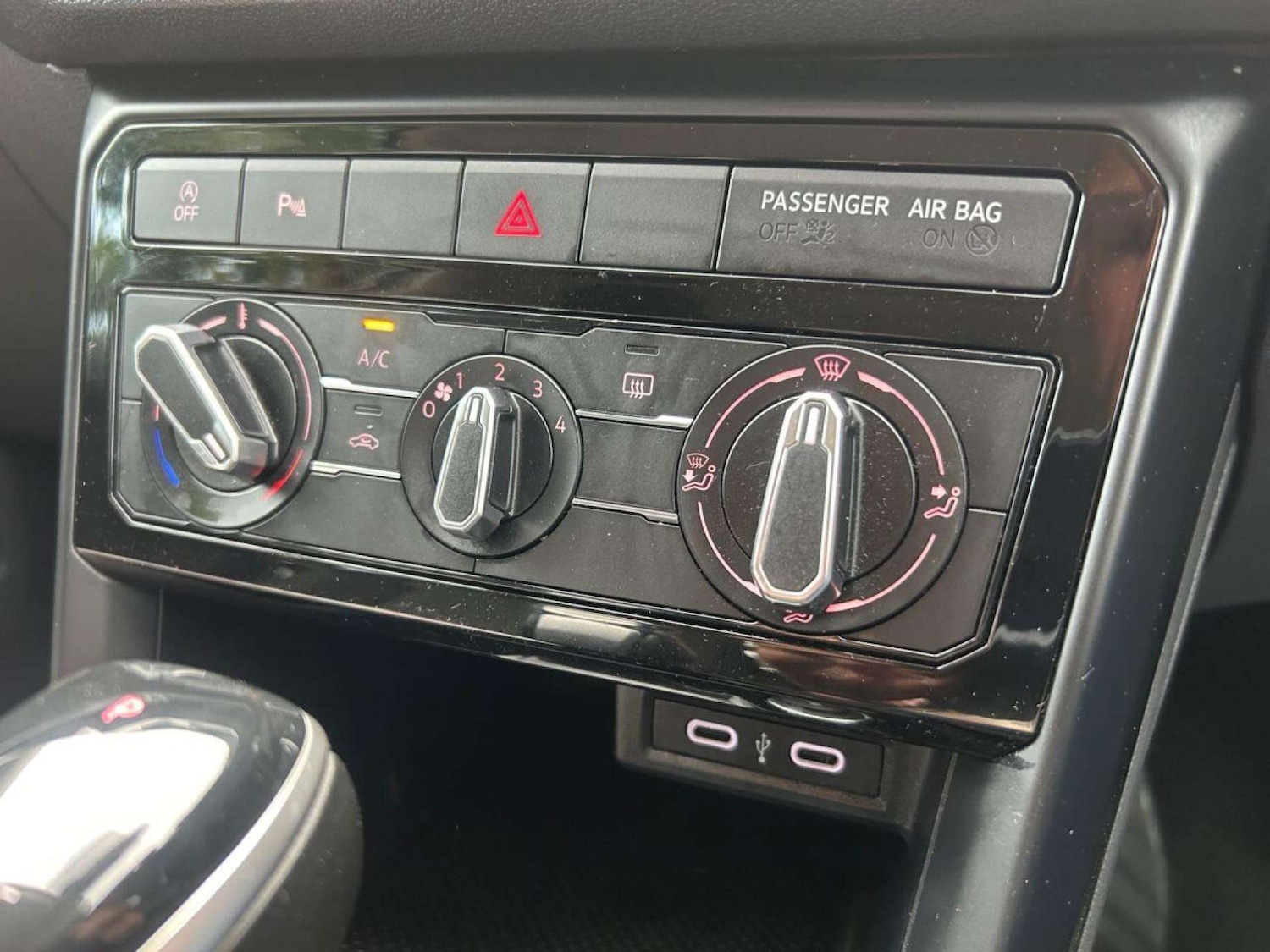 Used Volkswagen T-Cross 2021 for sale - 77086196: Photo 30