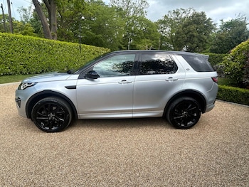 Used Land Rover Discovery Sport 2018 for sale - 78496356: Photo