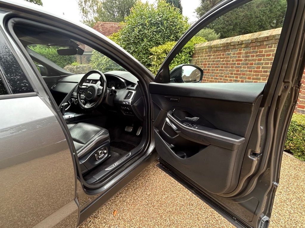 Used Jaguar E-Pace 2019 for sale - 76546448: Photo 31