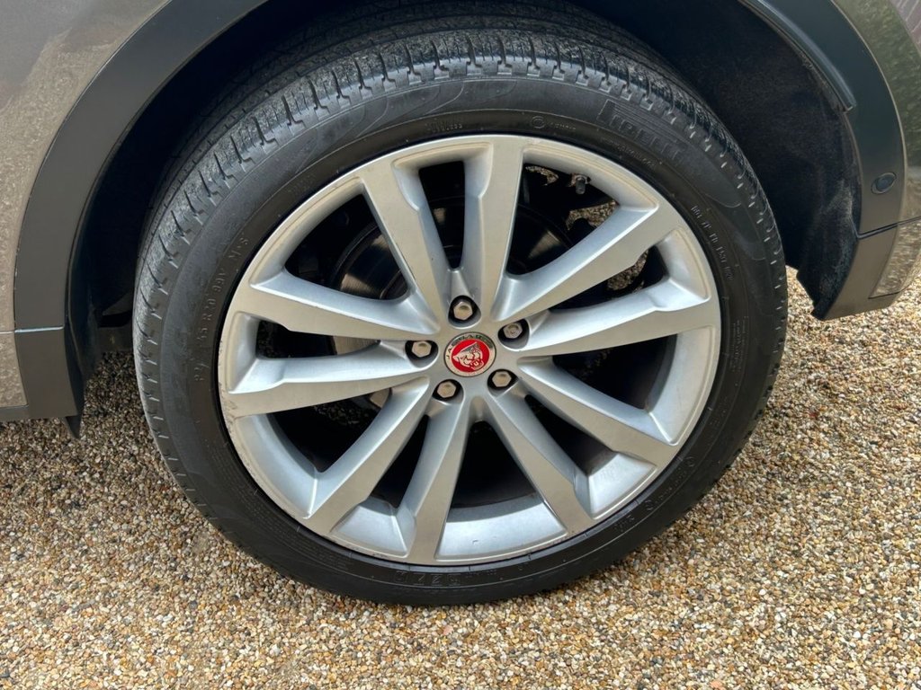 Used Jaguar E-Pace 2019 for sale - 76546448: Photo 36