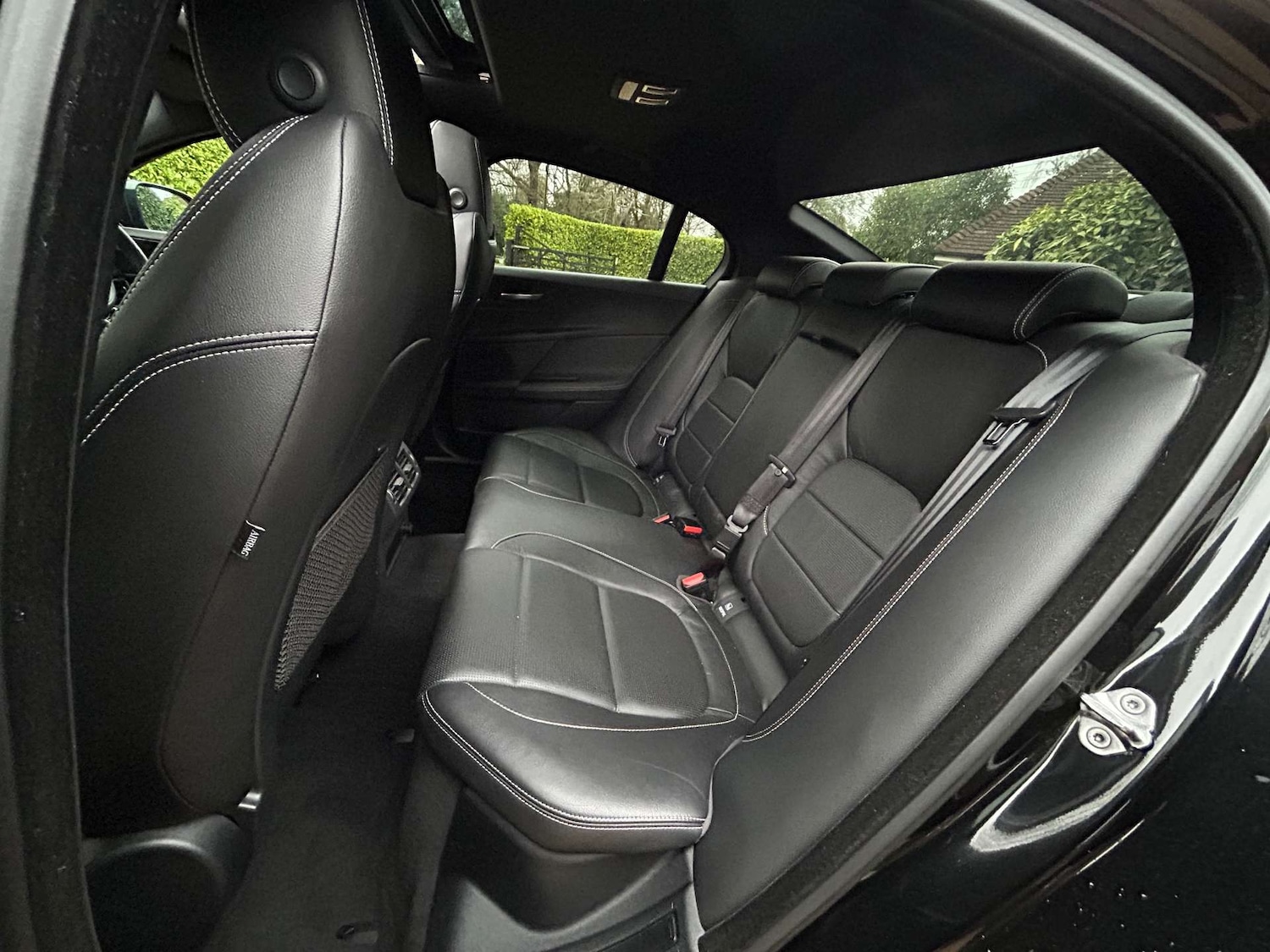 Used Jaguar XE 2015 for sale - 77271554: Photo 16