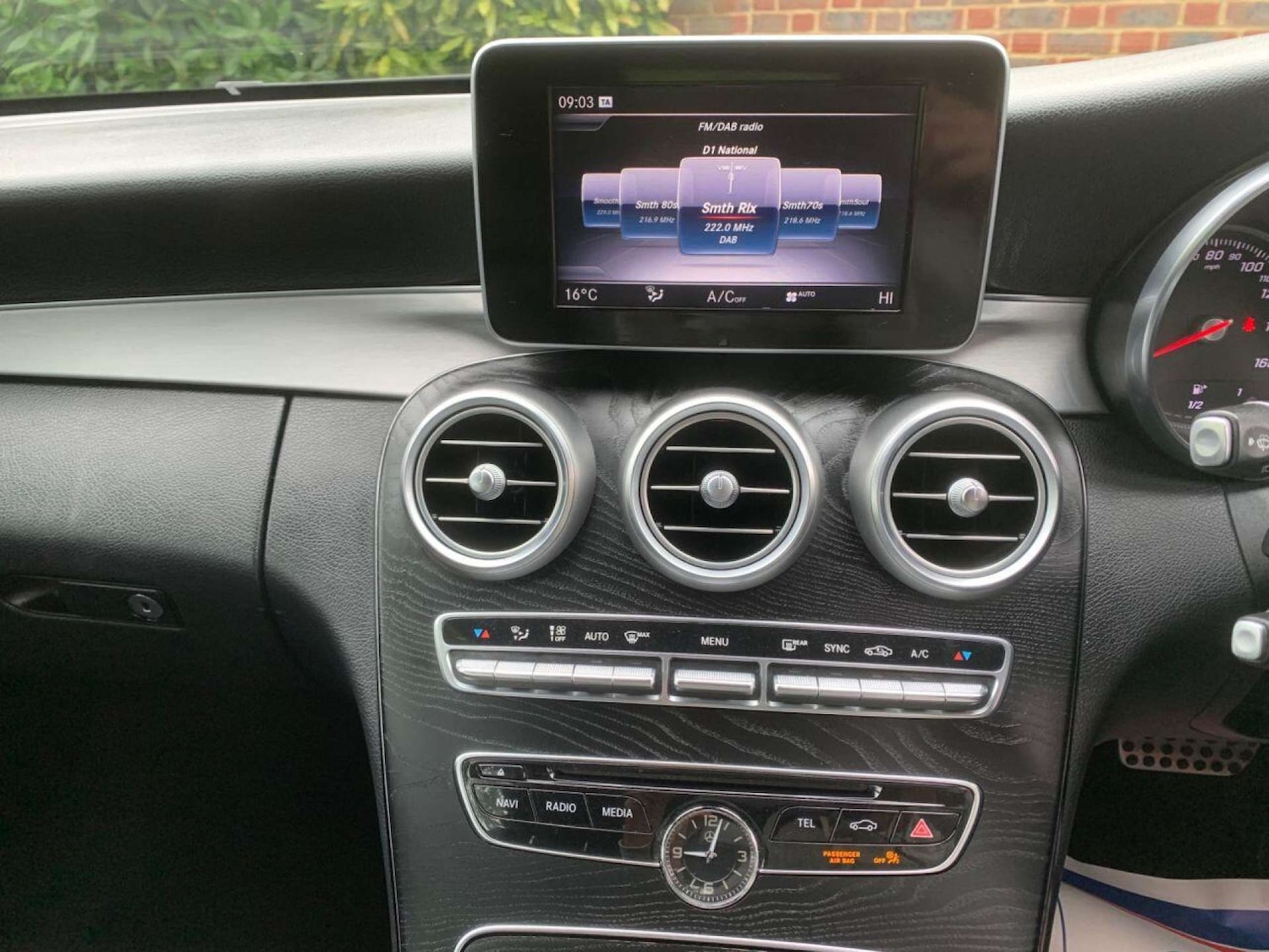 Used Mercedes-Benz C Class 2018 for sale - 77086201: Photo 35