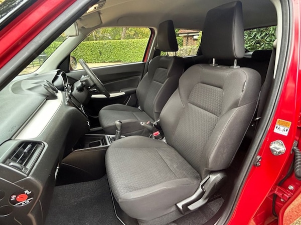 Used Suzuki Swift 2019 for sale - 76279889: Photo 11