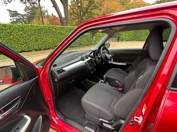 Used Suzuki Swift 2019 for sale - 76279889: Photo 12