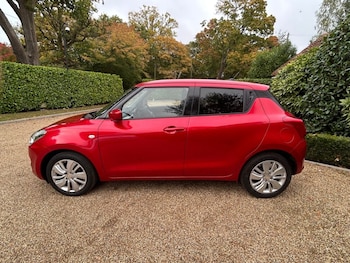 Used Suzuki Swift 2019 for sale - 76279889: Photo 3