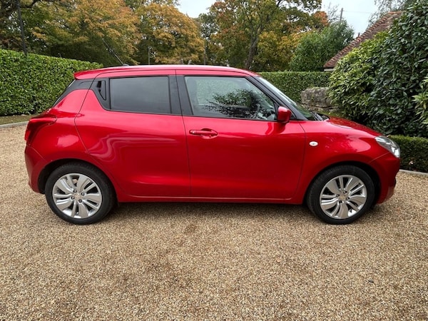 Used Suzuki Swift 2019 for sale - 76279889: Photo 4