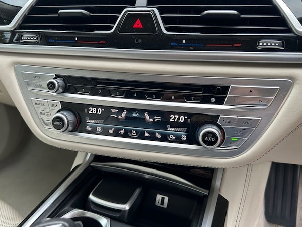 Used BMW 7 Series 2017 for sale - 76056924: Photo 39