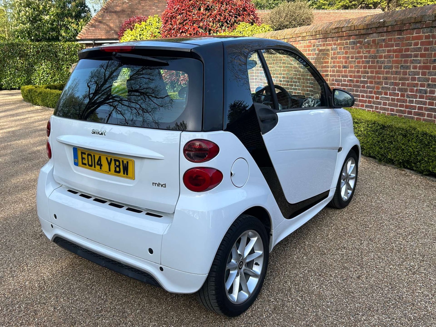 Used smart fortwo 2014 for sale - 78167928: Photo 2