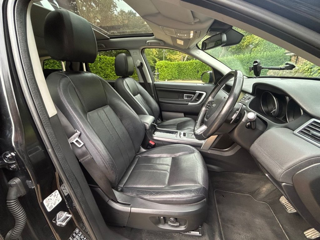 Used Land Rover Discovery Sport 2017 for sale - 76685992: Photo 16