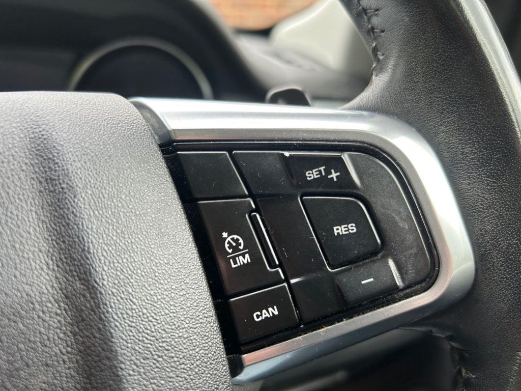 Used Land Rover Discovery Sport 2017 for sale - 76685992: Photo 20