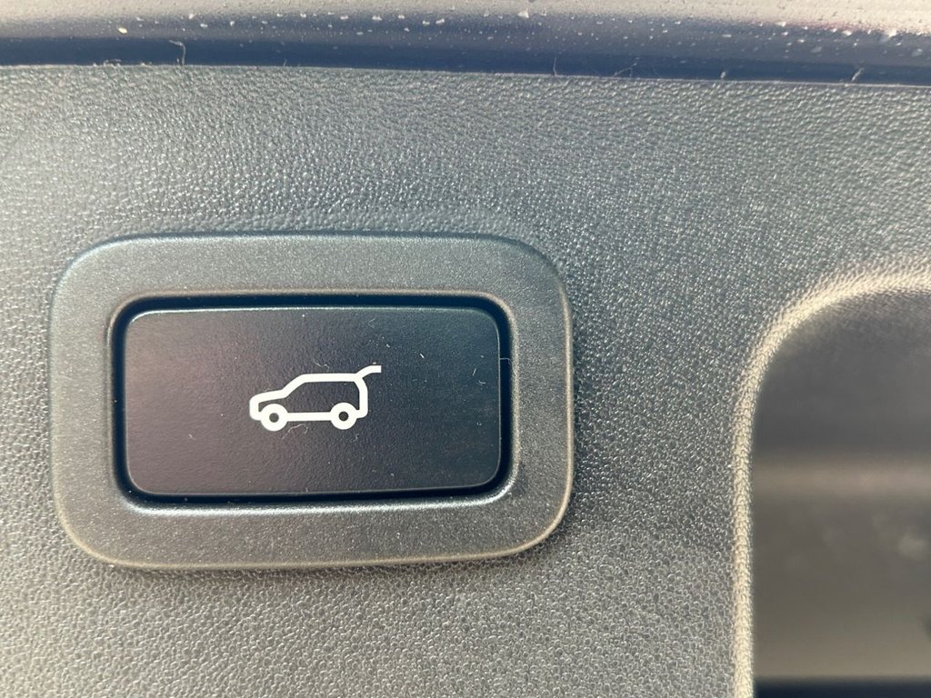 Used Land Rover Discovery Sport 2017 for sale - 76685992: Photo 22