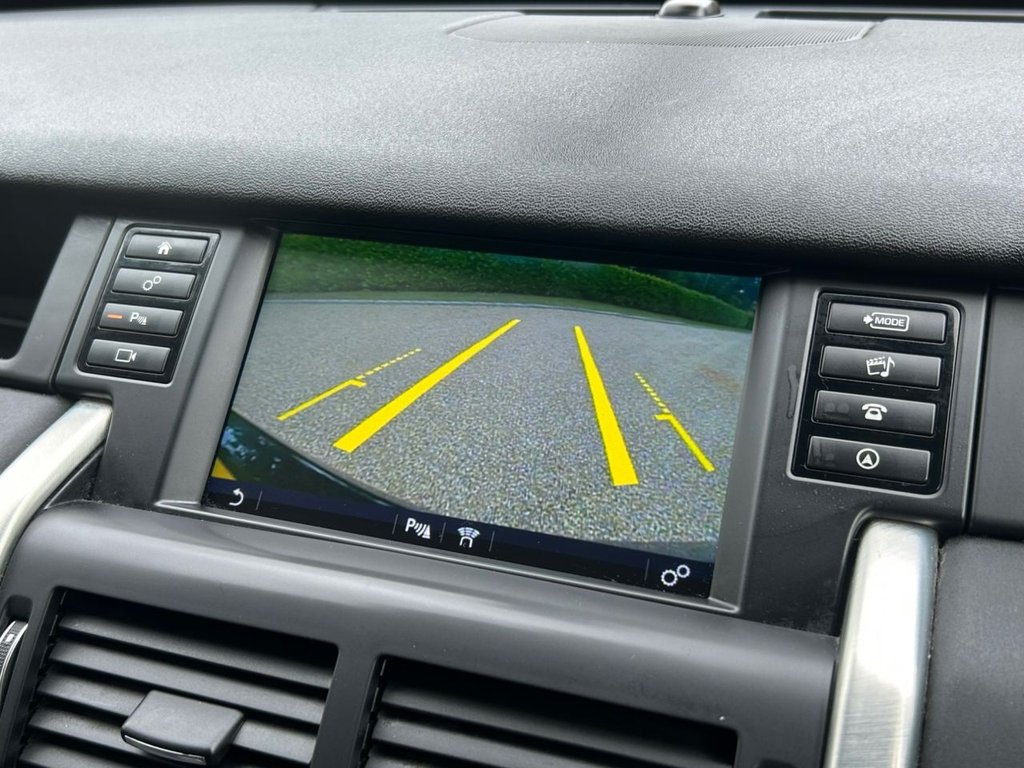 Used Land Rover Discovery Sport 2017 for sale - 76685992: Photo 29