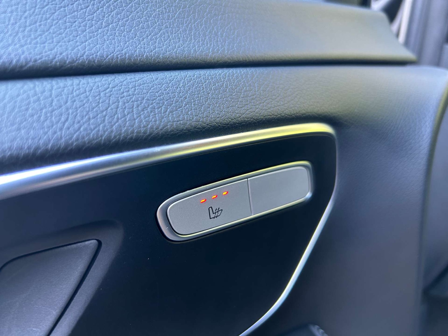 Used Mercedes-Benz V-Class 2020 for sale - 77961740: Photo 25