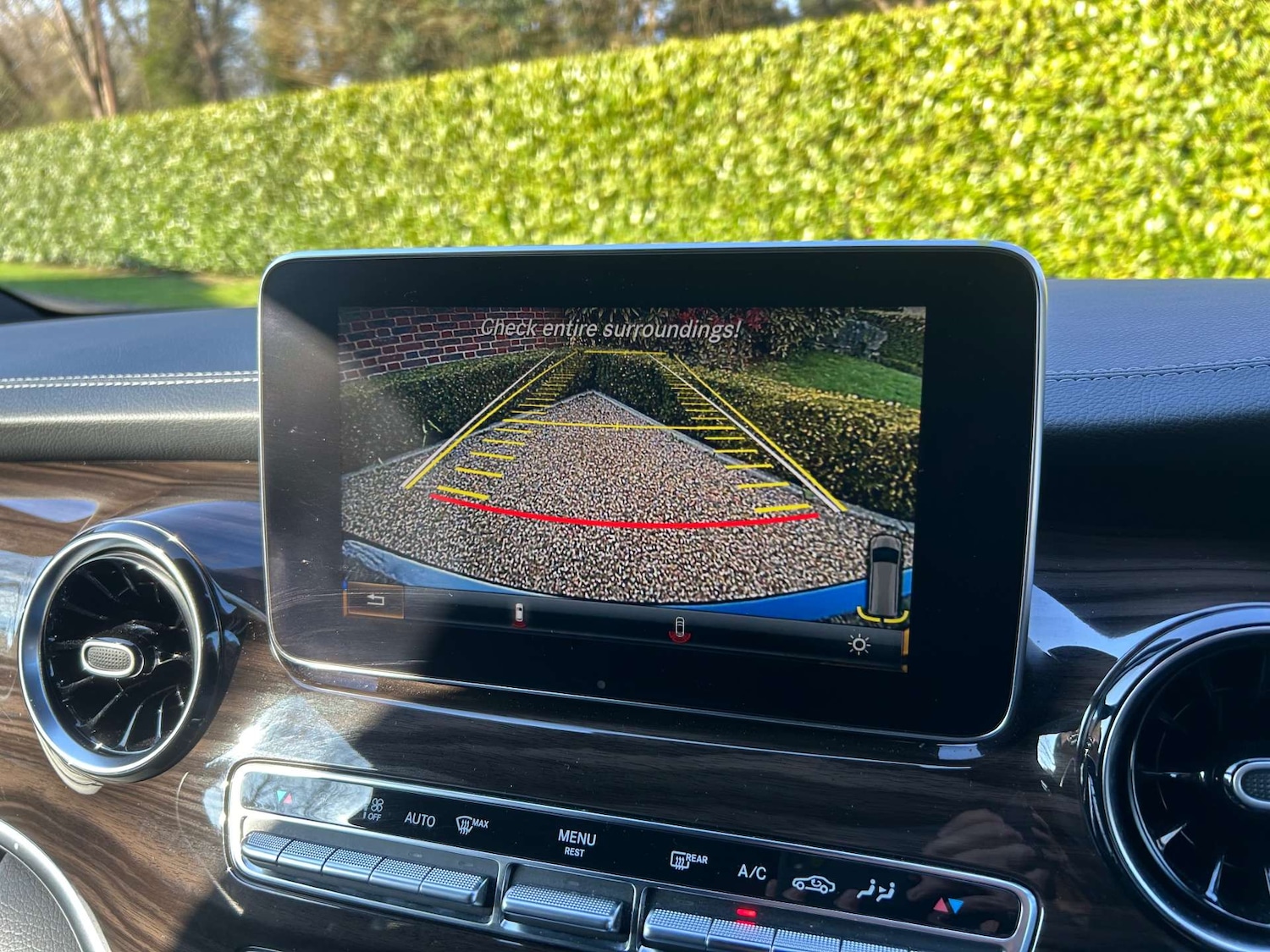 Used Mercedes-Benz V-Class 2020 for sale - 77961740: Photo 29