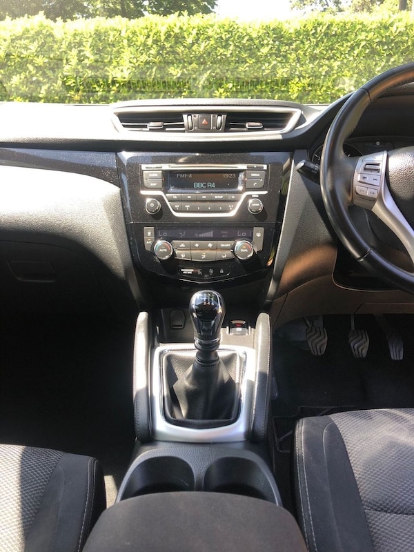 Used Nissan Qashqai 2015 for sale - 75128616: Photo 9