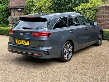 Used Kia Ceed 2019 for sale - 77086223: Photo