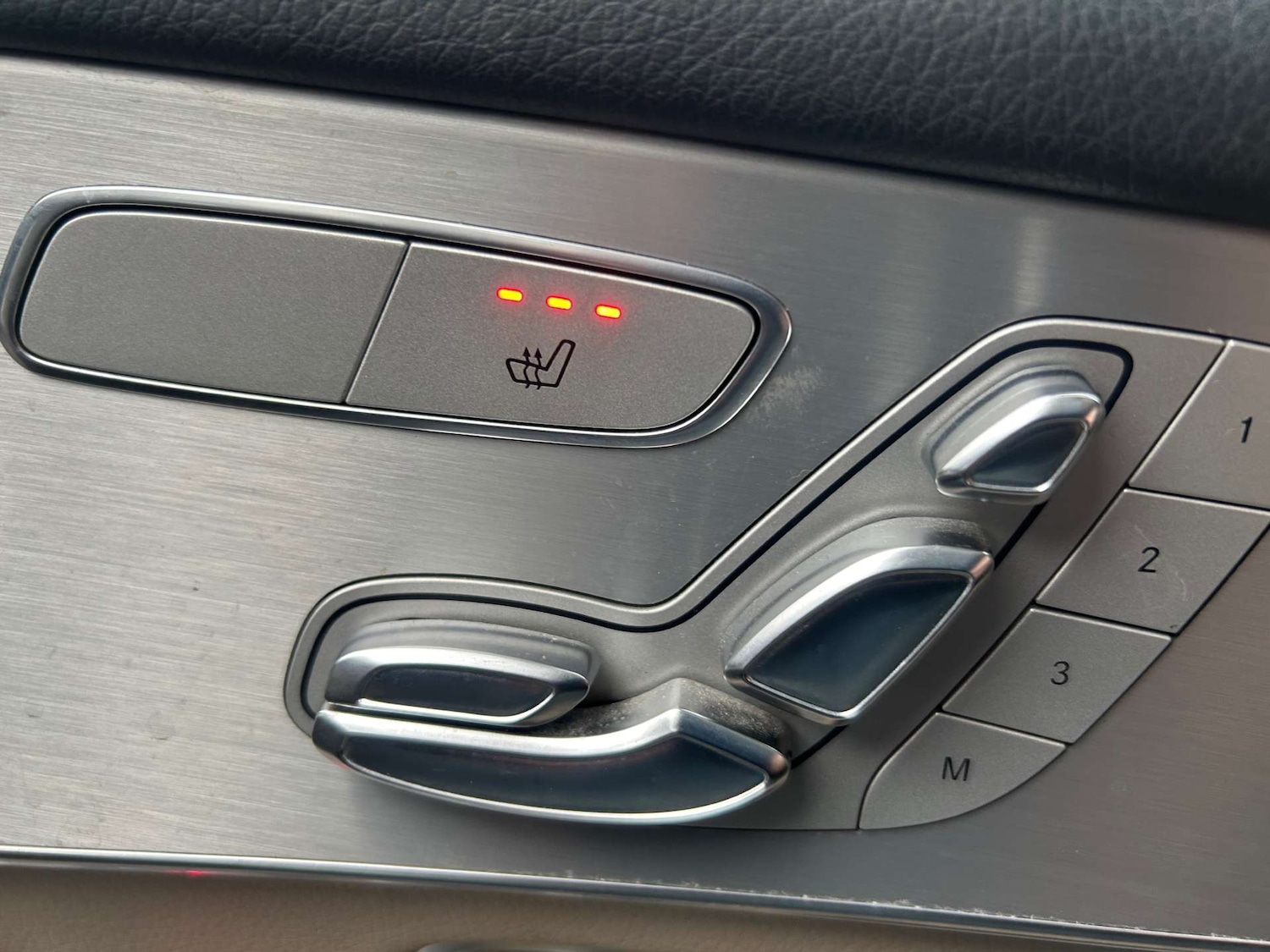 Used Mercedes-Benz GLC 2016 for sale - 77209980: Photo 9