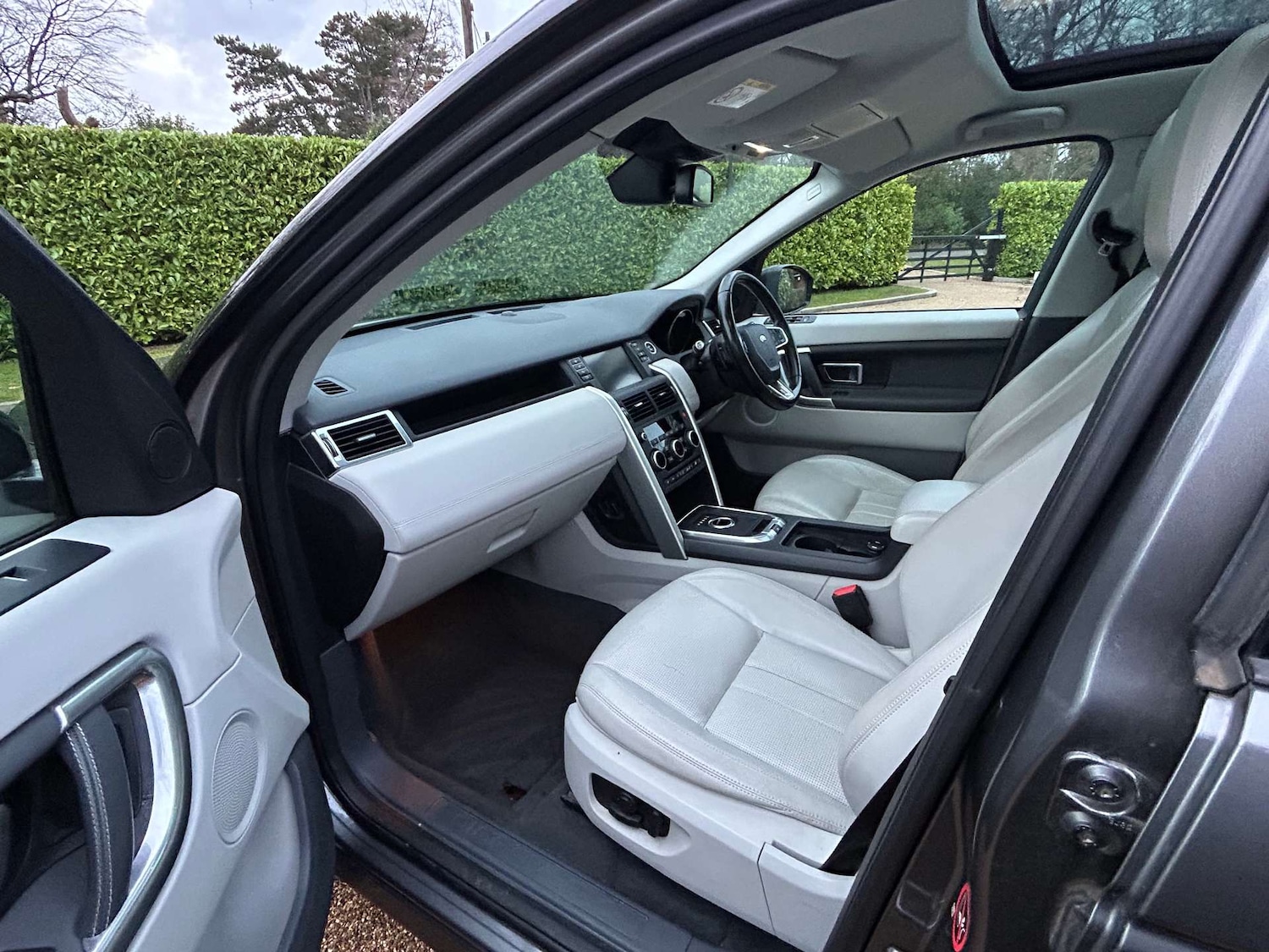 Used Land Rover Discovery Sport 2016 for sale - 77086218: Photo 8