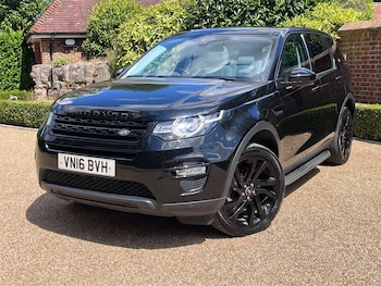 Used Land Rover Discovery Sport 2016 for sale - 79366263: Photo