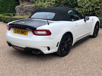 Used Abarth 124 Spider 2017 for sale - 79301125: Photo