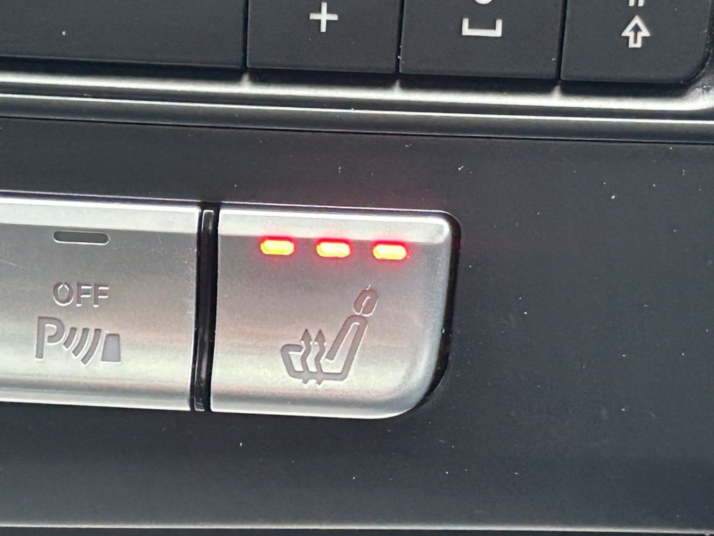 Used Mercedes-Benz E Class 2016 for sale - 76632355: Photo 28