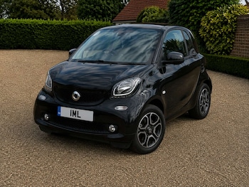 Used smart fortwo 2017 for sale - 79537022: Photo