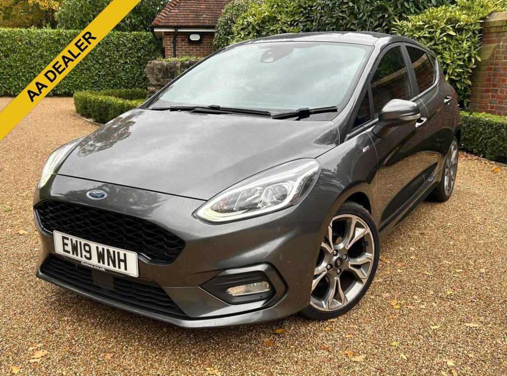 Used Ford Fiesta 2019 for sale - 76350525: Photo 1