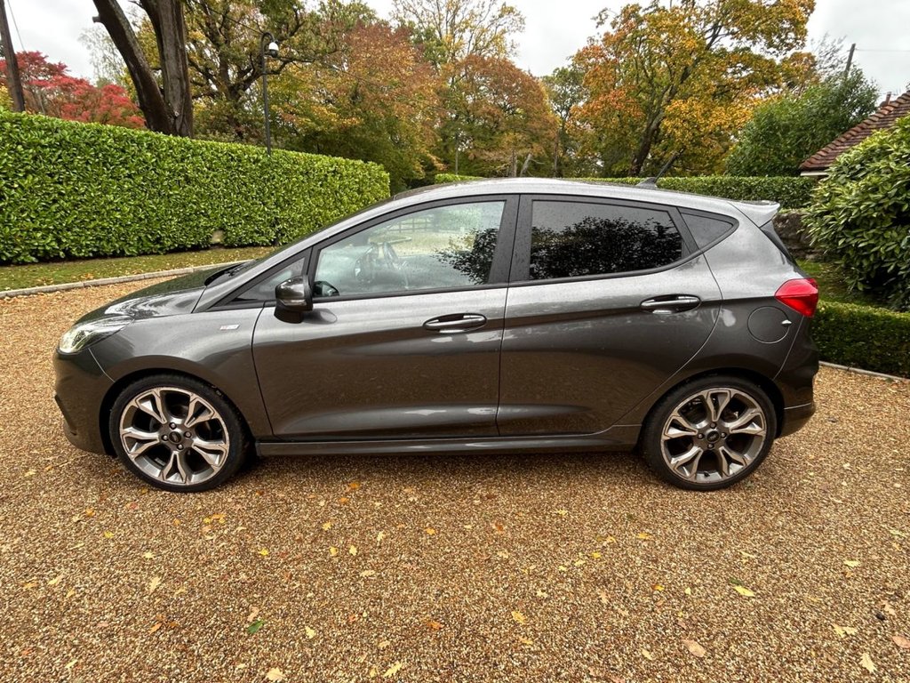 Used Ford Fiesta 2019 for sale - 76350525: Photo 3