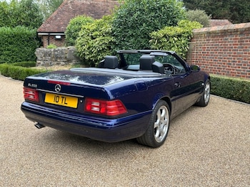 Used Mercedes-Benz SL 2001 for sale - 75619778: Photo