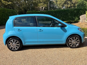 Used Volkswagen up! 2018 for sale - 79549669: Photo