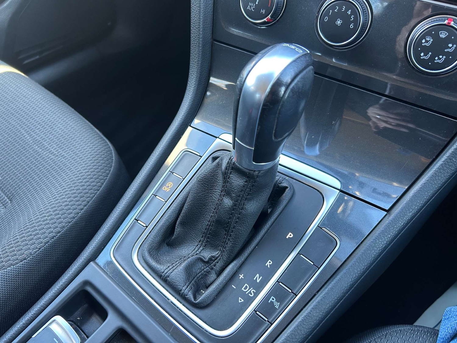 Used Volkswagen Golf 2018 for sale - 77086225: Photo 12