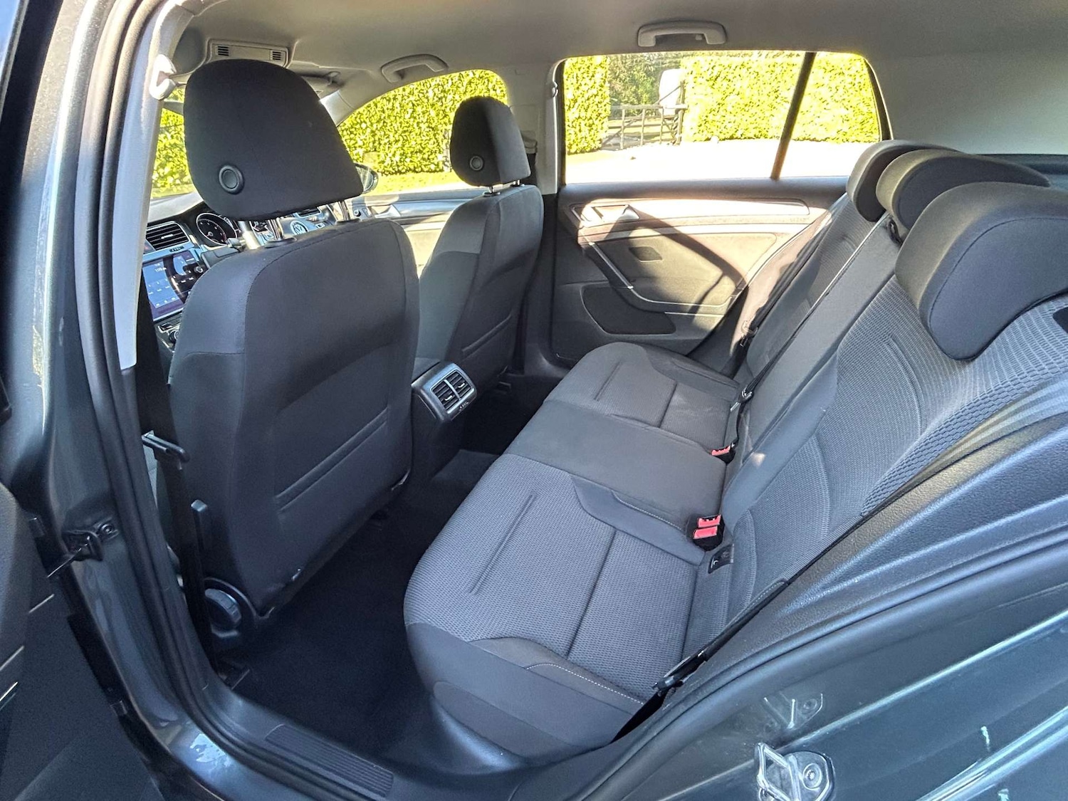 Used Volkswagen Golf 2018 for sale - 77086225: Photo 22