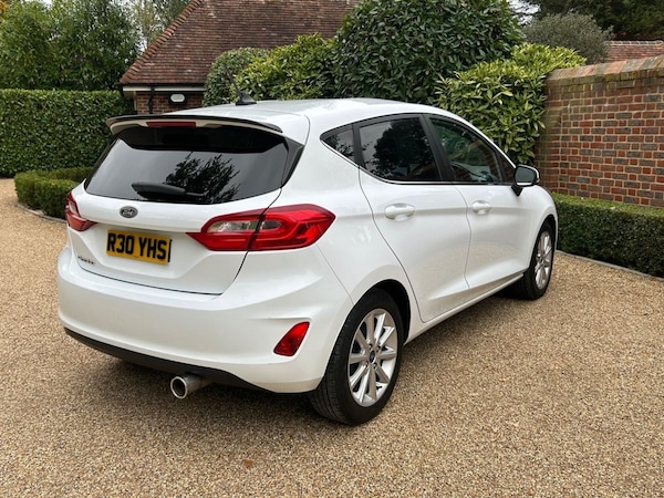 Used Ford Fiesta 2019 for sale - 76286198: Photo 2