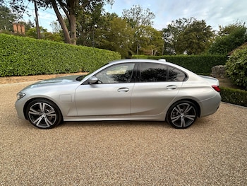 Used BMW 3 Series 2020 for sale - 79537023: Photo