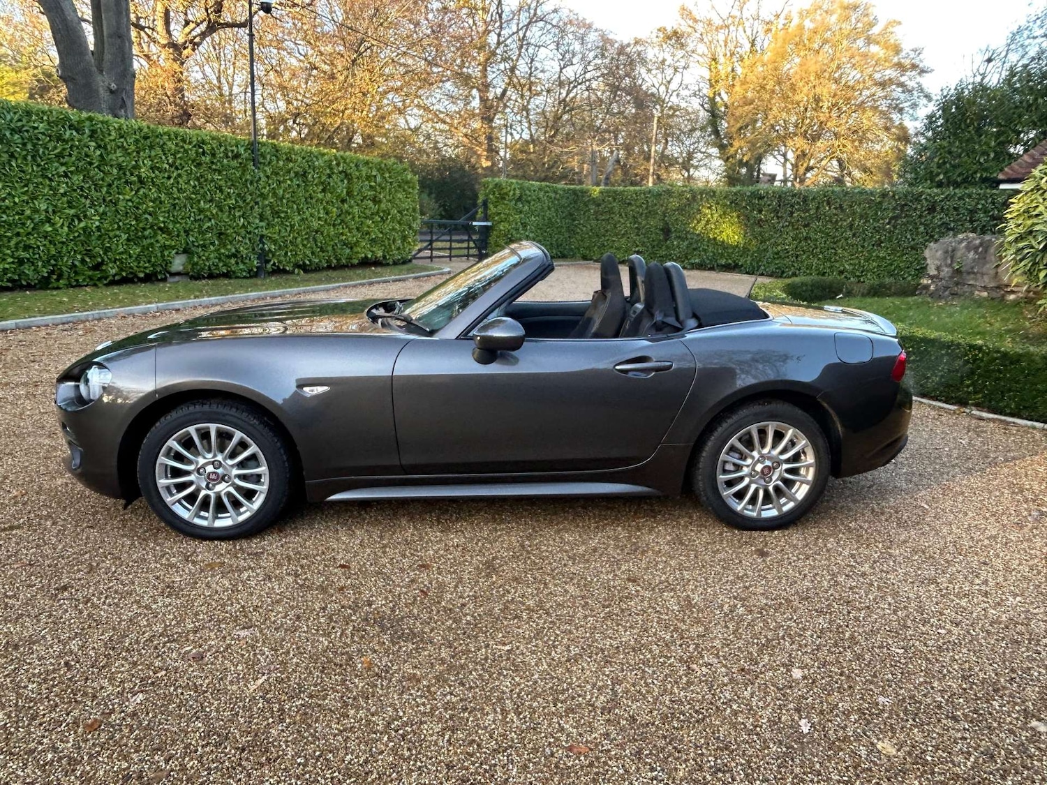 Used Fiat 124 Spider 2018 for sale - 77086209: Photo 5