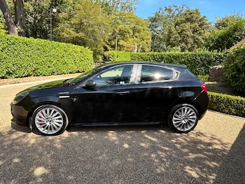 Used Alfa Romeo Giulietta 2016 for sale - 79459608: Photo