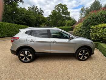 Used Nissan Qashqai 2015 for sale - 75128618: Photo