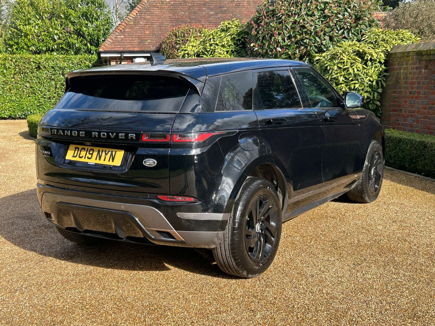 Used Land Rover Range Rover Evoque 2019 for sale - 77649774: Photo 2