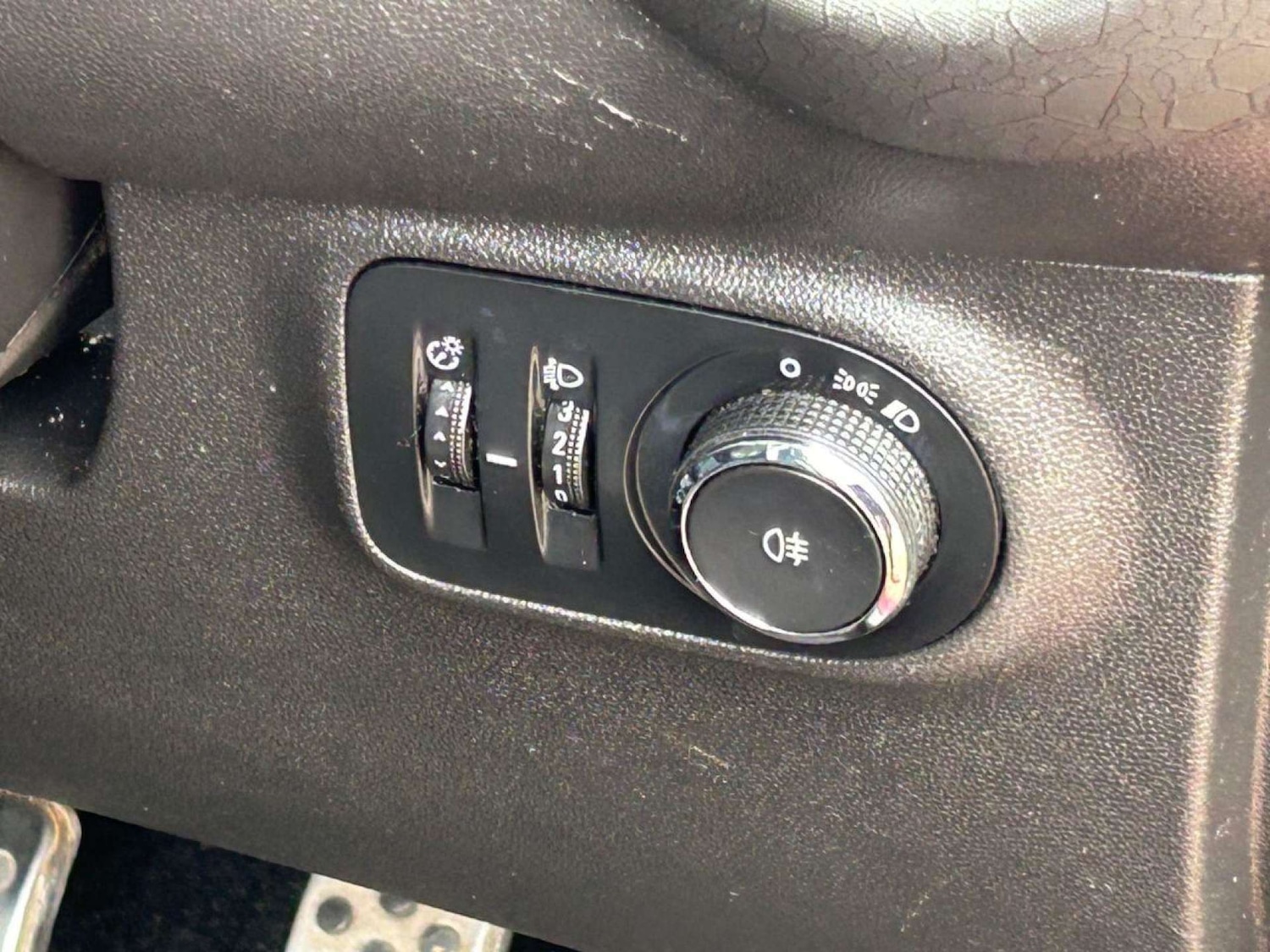 Used Vauxhall ADAM 2017 for sale - 77086194: Photo 12