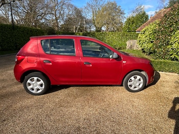 Used Dacia Sandero 2013 for sale - 77649771: Photo